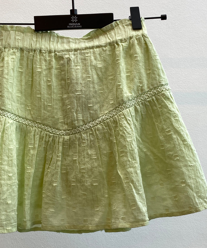 <strong data-mce-fragment="1">Details:&nbsp; </strong>Add a flirty touch to your wardrobe with our Lace Ruffle Skirt in a charming light pastel green color. The delicate lace ruffles and elastic waistband provide a comfortable yet stylish fit, while the built-in shorts offer convenience and coverage. Perfect for any occasion! &nbsp;<br><strong data-mce-fragment="1">Color:</strong> Light pastel green&nbsp;<br><strong data-mce-fragment="1">Composition:</strong>&nbsp; Summer 24 &nbsp;