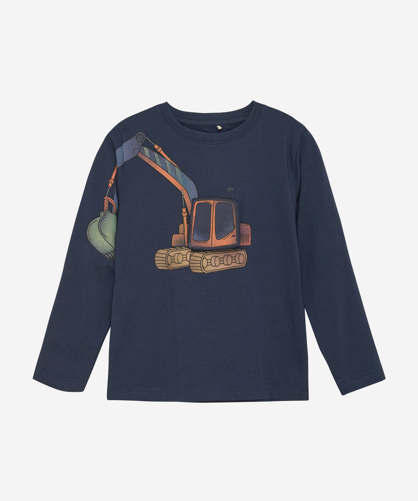 Details: This long sleeve T-Shirt features a distinctive Digger print on the front and a comfortable round neckline, making it the perfect pick for your little one's wardrobe. Made from durable fabric, this blue night T-Shirt is ideal for everyday wear.   Color: Blue nights  Composition:  Organic Single Jersey 95% Cotton/ 5% Elastane  