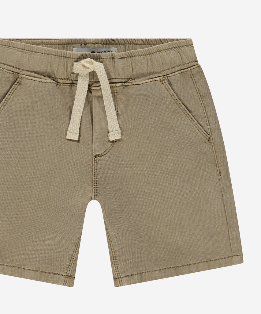 Details: These chino shorts in sand color feature multiple pockets and an elastic waistband. They provide both style and functionality for a comfortable fit. Perfect for any outdoor activity, these shorts are a staple in any wardrobe.  Color: Sand  Composition: 98% cotton/2% elasthan  
