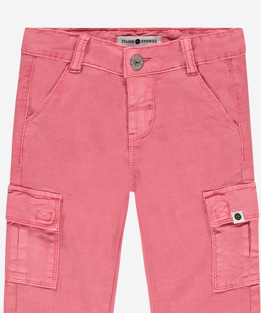 Details: These Cargo Pants in Bubblegum are a must-have addition to your wardrobe. Not only do they feature multiple pockets and belt loops for convenience, but also an adjustable elastic on the inside for a perfect fit. The vibrant bubblegum color will add a playful touch to any outfit.  Color: Bubblegum  Composition: 98% cotton/2% elasthan  