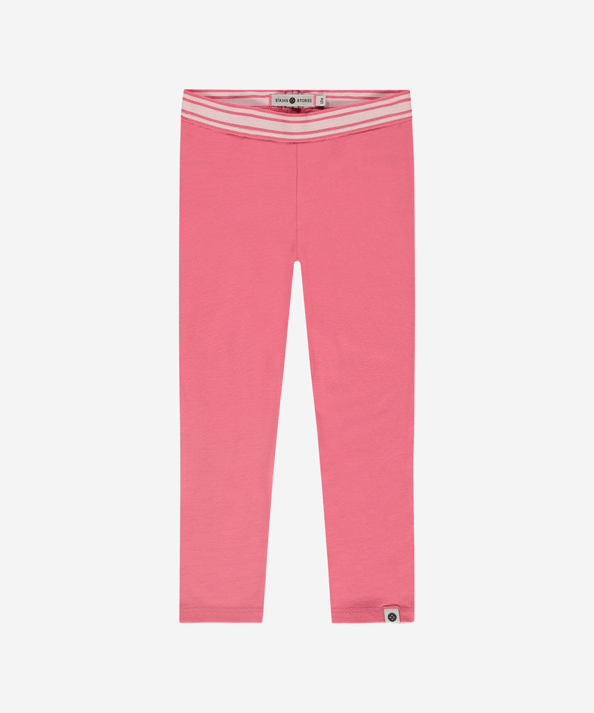 Details: Crafted from a vibrant bubblegum colored fabric, these leggings offer a pop of fun to any outfit. The elastic waistband provides a comfortable fit for all-day wear. Perfect for adding a playful touch to your wardrobe.  Color: Bubblegum  Composition: 95% BCI cotton/5% elasthan 