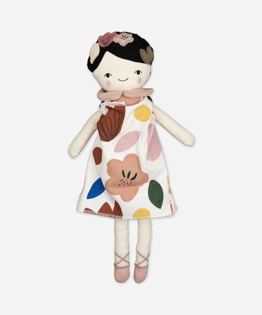 Fabelab   Details: Please welcome Fabelab's new Flower Girl - Mei Mei! In Mandarin Chinese Mei Mei is a term for “little sister”, and this friendly little sister adores flowers.  Mei Mei is made from 100% organic cotton with corn fibre filling - a natural choice for filling fibres. Mei Mei's dress is made of a beautiful flower pattern Size: 40cm 