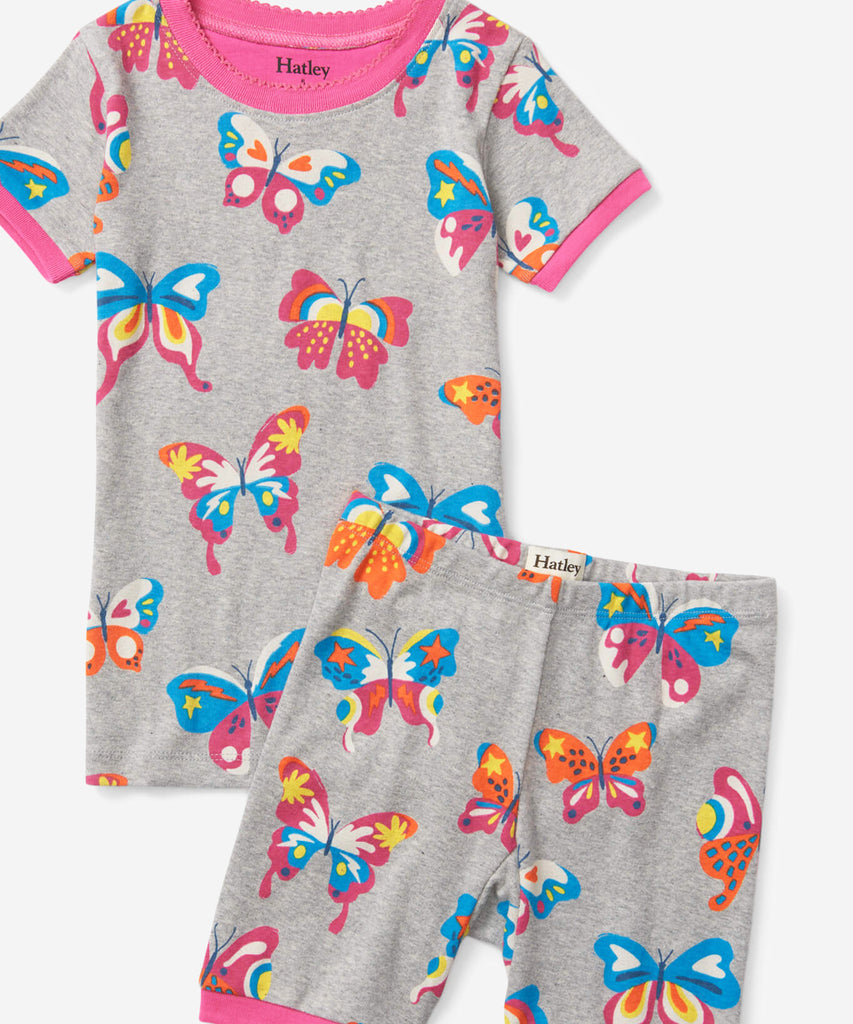 Details: Nothing will keep them cooler on those warm summer nights than this cozy Pyjama set! Featuring short sleeves, a short pant, all over print butterflies and crafted from organic cotton, these are sure to make summer sleep a breeze.  Color: grey pink  Composition: 100% organic cotton. 