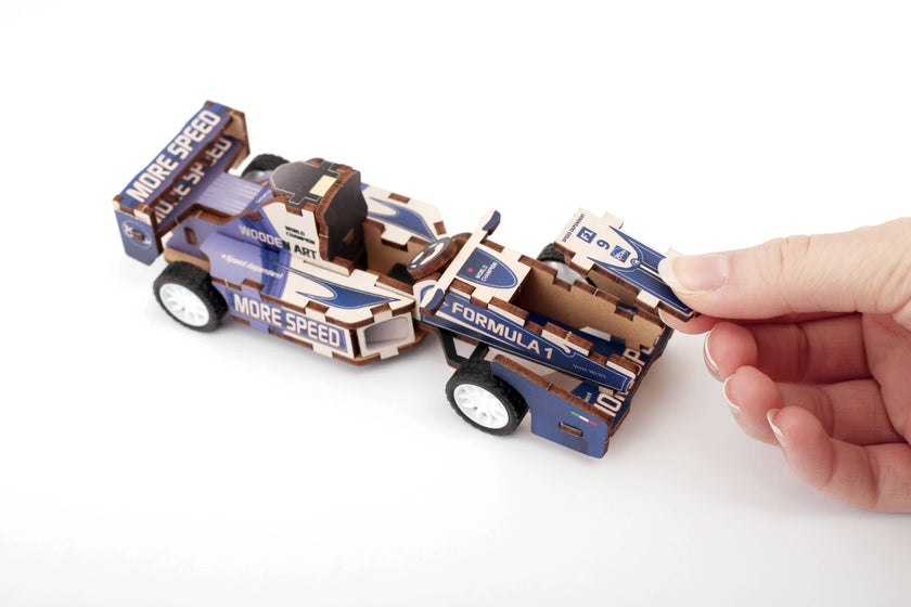 3D WOOD MODEL FORMULA 1 VEHICLE