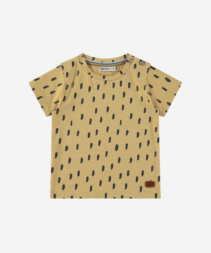 <strong>Details: </strong>Introduce your little one to comfort and style with our Baby T-Shirt AOP Dots Ochre. Made with short sleeves and a round neckline, this t-shirt features a playful all over print of dots. Give your baby the best of both worlds in one adorable package. Buttons on the side for easy ddressing.&nbsp;&nbsp;<br><strong>Color</strong>: Ochre&nbsp;<br><strong>Composition</strong>: &nbsp;95% cotton/5% elasthan &nbsp;