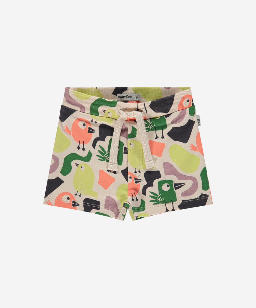 Details:  Introducing the soft Jogg Shorts all over print birds, designed for your little one's comfort. Crafted from a soft and durable fabric, these shorts feature an elastic waistband for a secure and comfortable fit.  Ensure your child's adventures are as comfortable as can be with these Shorts.  Color: Cream  Composition: 95% BCI cotton/5% elasthan  