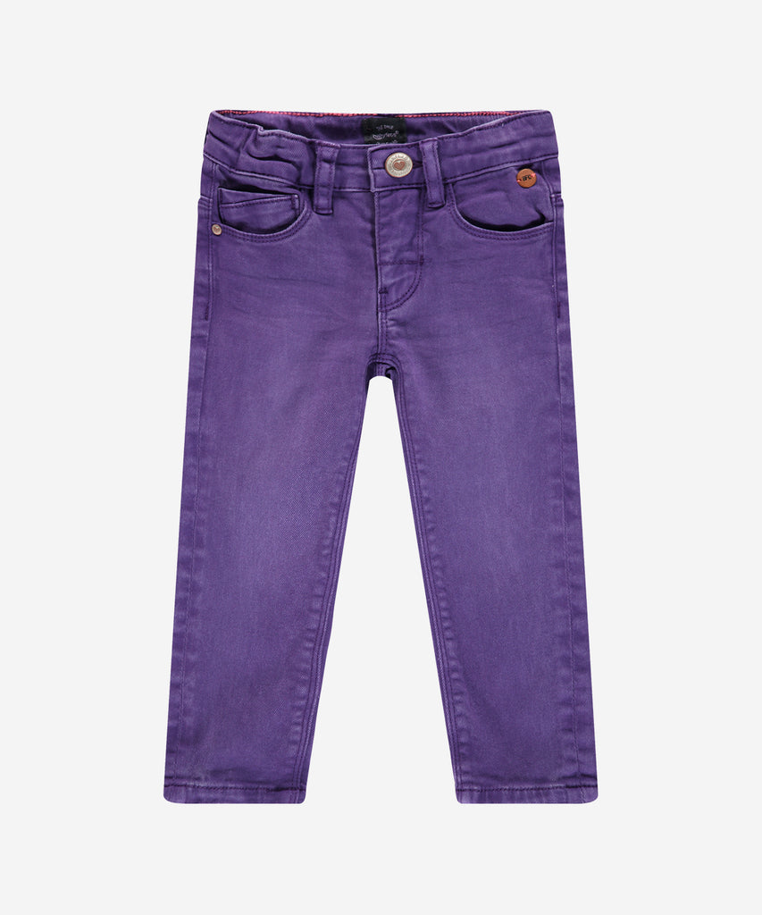 Details: These purple denim jeans make a great addition to any girl's wardrobe. Made from high quality fabric, they feature 5 pockets, belt loops, and a zip and slide button closure for a secure fit. Perfect for any occasion. Adjustable elasticated waistband on the inside. Comfort and durability make these jeans a reliable wardrobe staple.  Color: Purple denim  Composition: 98% cotton/2% elasthan  