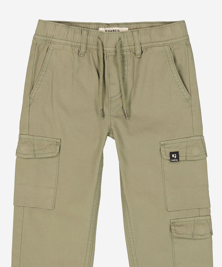 Details:  Expertly designed chino cargo pants in beetle green, with an elastic waistband for comfort and practicality. Multiple pockets on the front and sides provide space for essentials, making these pants perfect for any adventure or daily routine.    Color: Beetle green  Composition: 100% Cotton 