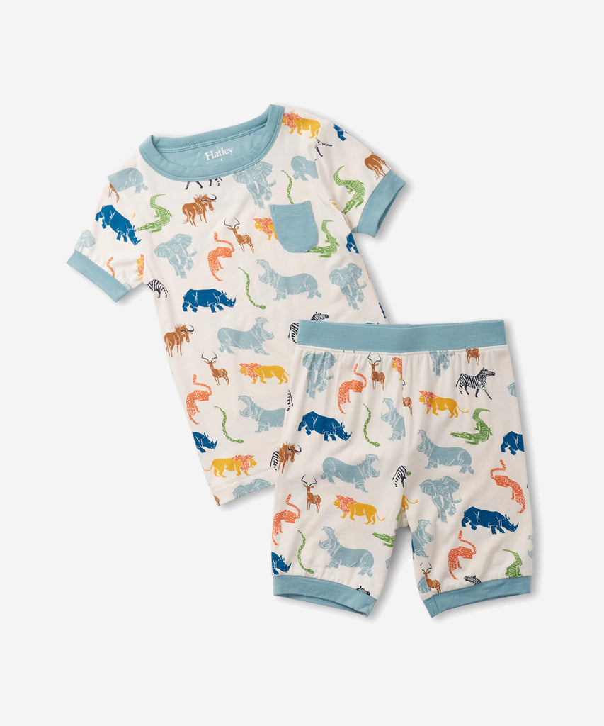 Details: Thanks to these silky soft bamboo pajamas, bedtime will be their new favourite time of day! Your little one will love the safari animal all over print and stretchy elastic waistband that will keep their sleeping comfortably all night long.  Color: White blue  Composition:  95% Viscose From Bamboo / 5% Spandex  cotton