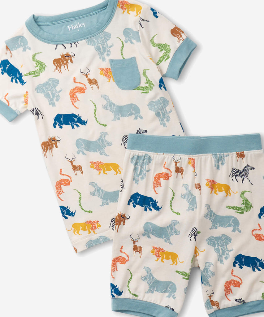 Details: Thanks to these silky soft bamboo pajamas, bedtime will be their new favourite time of day! Your little one will love the safari animal all over print and stretchy elastic waistband that will keep their sleeping comfortably all night long.  Color: White blue  Composition:  95% Viscose From Bamboo / 5% Spandex  cotton