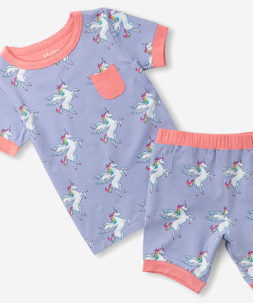 Details: Thanks to these silky soft bamboo pajamas, bedtime will be their new favourite time of day! Your little one will love the pegasus print and stretchy elastic waistband that will keep their sleeping comfortably all night long.  Color: purple  Composition:  95% Viscose From Bamboo / 5% Spandex  cotton. 
