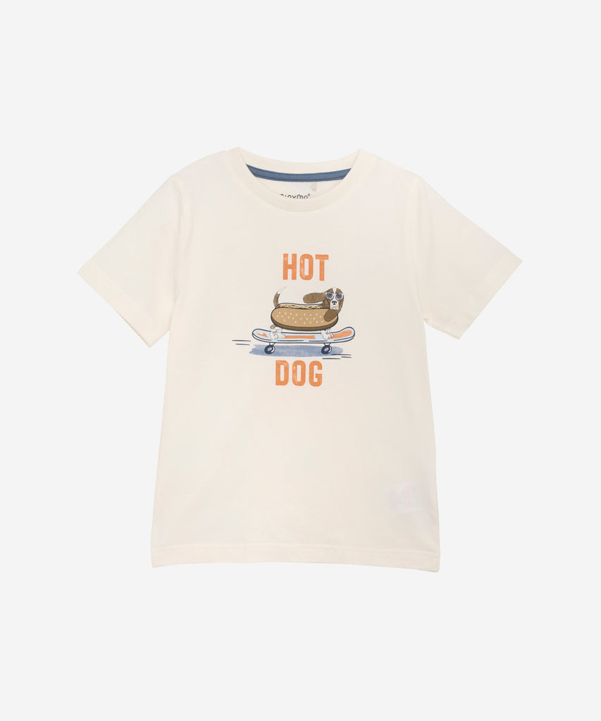 Details: This short sleeve t-shirt features a playful round neckline and a unique hot dog print on the front. Made with high-quality materials, it is comfortable to wear and perfect for casual outings. Show off your love for hot dogs in style with this T-Shirt Hot Dog Eggnog.  Color: Eggnog  Composition:  Organic Single Jersey 95% Cotton/ 5% Elastane  