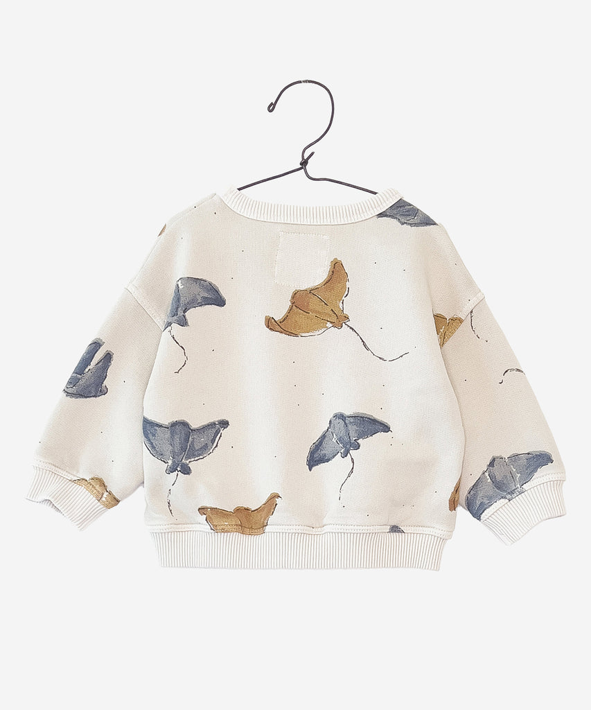 Details: This jersey-stitch sweater is made of a mixture of organic cotton and cotton, Fiber colour. It has a round neck, cuffs at the arm hole, elastic waist and our stingray print. Colour: Fiber  Composition:  170.0% Organic Cotton,30.0% Cotton  