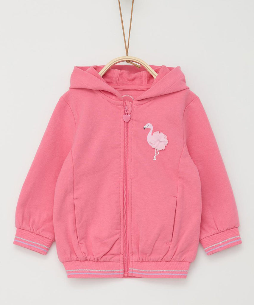 <strong>Details:&nbsp;&nbsp;</strong>This adorable baby hooded cardigan in light coral features elastic arm cuffs and waistband for a comfortable fit. The zip closure makes it easy to put on and take off, perfect for parents on the go.&nbsp;<br><strong>Color:</strong><span> Light coral&nbsp;</span><br><strong>Composition:&nbsp;&nbsp;</strong> 095%CO 005%EL <strong> </strong><span>&nbsp;&nbsp;</span>