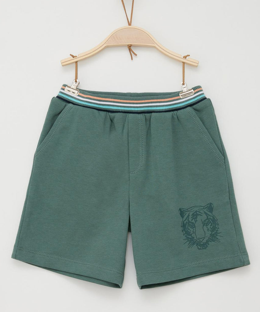 <strong data-mce-fragment="1">Details: </strong>Boost your athleisure game with our Jogg Shorts in Khaki. The elastic waistband ensures a comfortable fit, while the tiger print adds a touch of wildness to your look. Perfect for your active lifestyle.&nbsp;<br><strong data-mce-fragment="1"></strong><strong></strong><strong>Color:</strong> Khaki&nbsp;<br><strong>Composition:&nbsp;</strong> 095%CO 005%EL &nbsp;&nbsp;