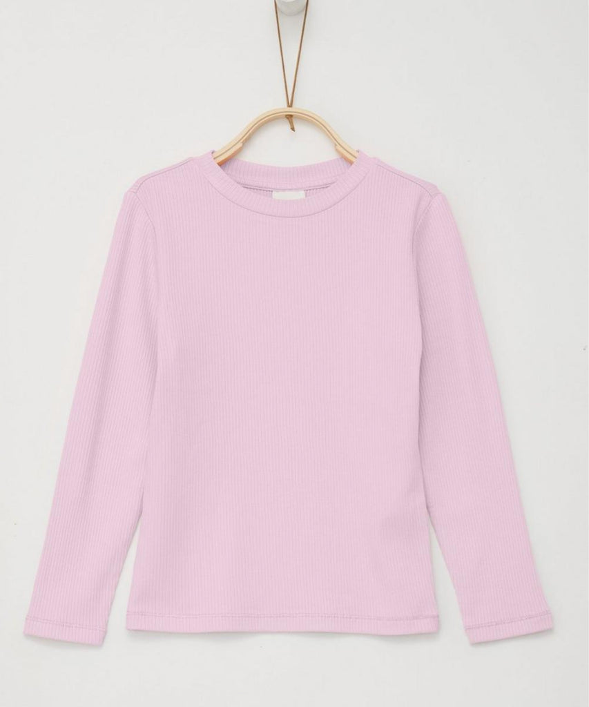 Details:  This girls long sleeve ribbed t-shirt in light rose offers a stylish and comfortable option for everyday wear. Its round neckline adds a touch of elegance, making it perfect for any occasion. Crafted with quality material, this t-shirt is designed to provide both style and comfort.  Color: Light rose  Composition: 096%CV 004%EL  