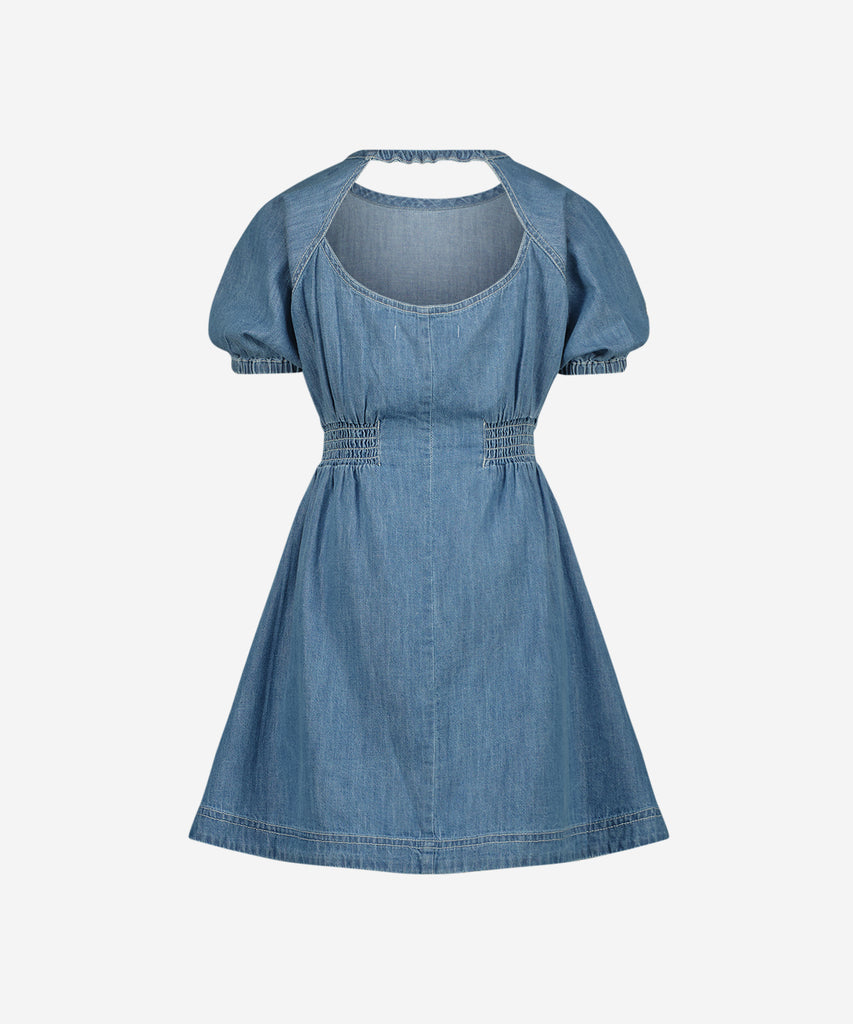 <span data-mce-fragment="1"><strong>Details: </strong></span>Expertly crafted from lightweight vintage blue chambray denim, the Parinna dress boasts short sleeves and a flattering silhouette. The breathable fabric ensures all-day comfort, while the timeless denim design adds a touch of classic style to any wardrobe. Perfect for any occasion.&nbsp;<br><strong>Color:</strong> Light vintage denim blue&nbsp;<br><strong>Composition: </strong> 100% Cotton &nbsp;
