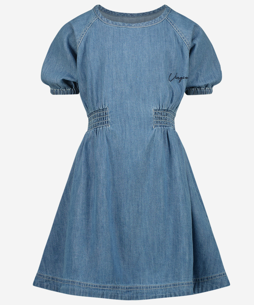 <span data-mce-fragment="1"><strong>Details: </strong></span>Expertly crafted from lightweight vintage blue chambray denim, the Parinna dress boasts short sleeves and a flattering silhouette. The breathable fabric ensures all-day comfort, while the timeless denim design adds a touch of classic style to any wardrobe. Perfect for any occasion.&nbsp;<br><strong>Color:</strong> Light vintage denim blue&nbsp;<br><strong>Composition: </strong> 100% Cotton &nbsp;
