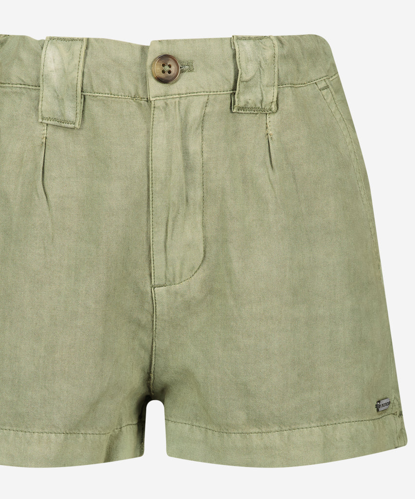 <strong>Details: </strong>Introducing the Riska Light Woven Shorts in new olive green. These shorts feature a button and zip closure, convenient pockets, and belt loops for added versatility. Made with lightweight woven fabric, these shorts offer both comfort and style. Perfect for any occasion.&nbsp;<br><strong></strong><span><strong>Color:</strong> &nbsp;New olive green&nbsp;<br><strong>Composition:</strong>&nbsp; 50% Cotton / 50% Viscose &nbsp;</span>