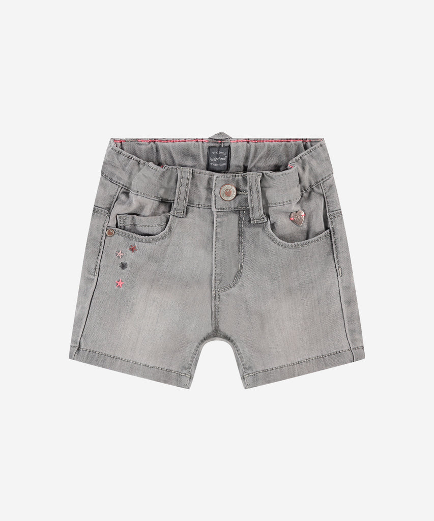 Details: Soft 5 pocket jeans shorts in light grey, made of Babyface's ultra soft jogg denim. Adjustable elasticated waistband on the inside, belt loops. Zip closure with slide button.  Color: Light grey denim  Composition: 80% cotton/19% polyester/1% elasthan 