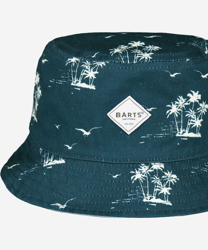 Details:The Antigua Hat Kids is a cotton bucket hat for children and can be worn inside out. Lined with cotton and available in all kinds of cheerful prints. Sizing:  50cm - Age: 1,5-3Y  53cm - Age: 4-8Y  Color: old blue   Composition: 100% cotton 