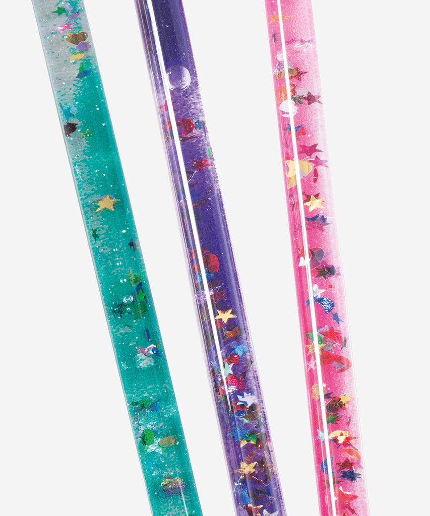 MOULIN ROTY  Magic wand, each slipped into a tulle case and tied with a satin ribbon, made of a plastic tube containing a colourful gel and a multitude of sequins. Let the magic begin.   Collection's history Il était une fois... Far in the woods, you will find Mr Fox and a gentle wolf, Little Red Riding Hood and an Enchanted Princess… Let’s follow them to their fairytale, magical, poetic world …   Age: 3+ Color: glitter purple  Size: 20cm Composition: Acrylique
