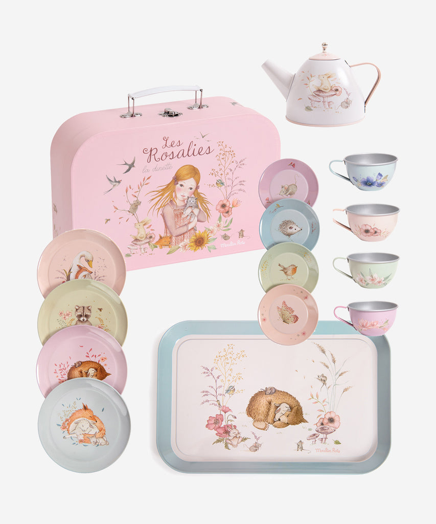 MOULIN ROTY  Metal Tea Set Case "Les Rosalies" Metal tea service in a carry-case, in refined pastel colours with florals & animals print. It contains:  - a teapot - 4 plates, - 4 tea cups  - with 4 matching saucers.  Collection's history Les Rosalies