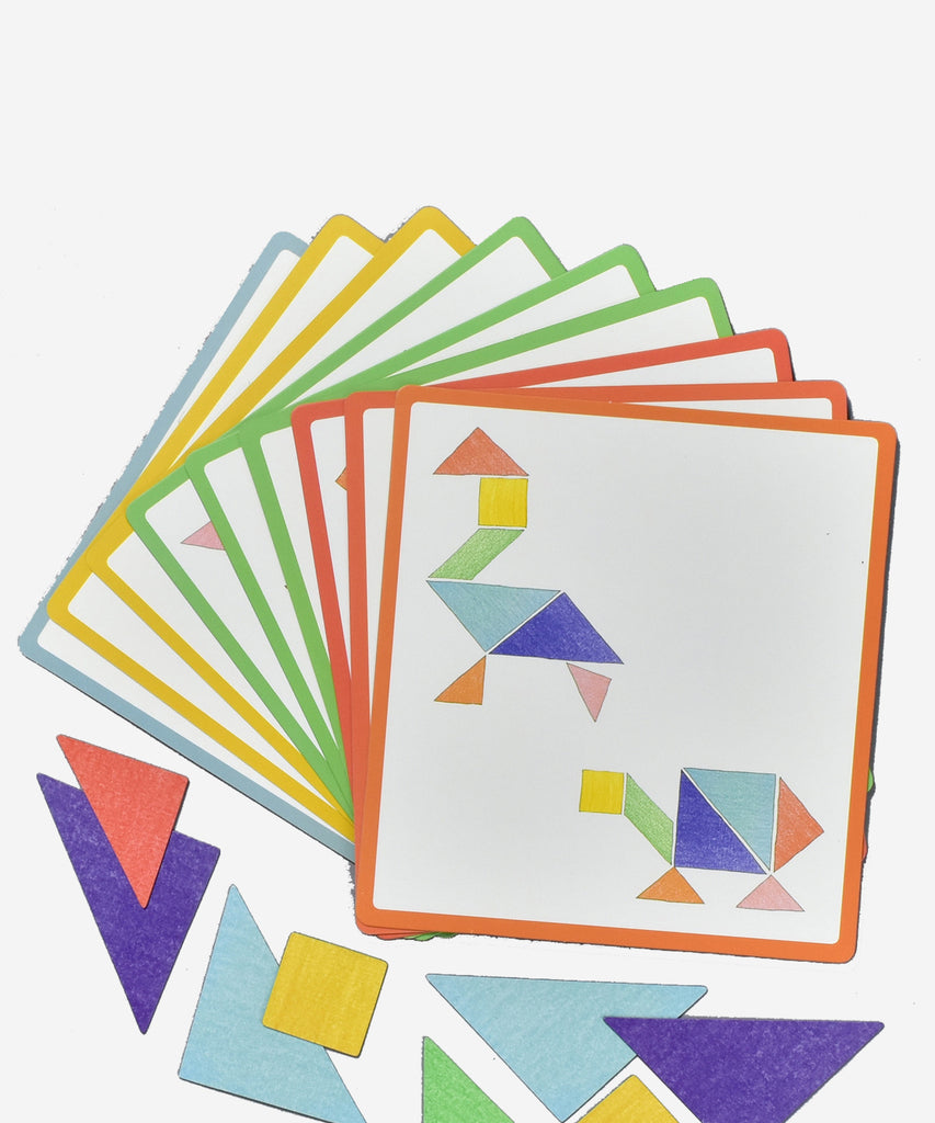 MOULIN ROTY  Magnetic tangram to develop skills of logic and thinking. Try to reproduce the shapes shown on the 9 double-sided cards on the magnetic board by putting together the different-shaped pieces of the tangram.  Age: 3+ Color: multi red Size: 18cm Composition: carton imprimé, plaque aimantée 