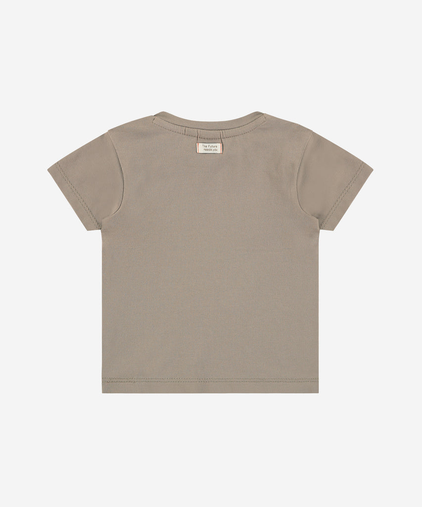 Details: Short sleeve t-shirt with crab print on the front. Easy opening with 2 push buttons on side of the collar. Round Neckline.  Color: Taupe  Composition:  95% cotton/5% elasthan  
